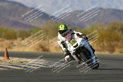 media/Mar-26-2022-CVMA (Sat) [[4461a8f564]]/Race 12 Amateur Supersport Middleweight/